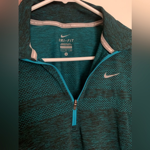 Nike Dri-Fit Women’s Running Quarter Zip Top - Size Small - Picture 4 of 7